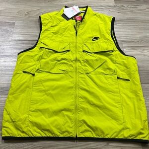 Nike Tech Loose Fit Repel Zip Vest Men's Size Large Tall FZ0748-307 $125 NWT